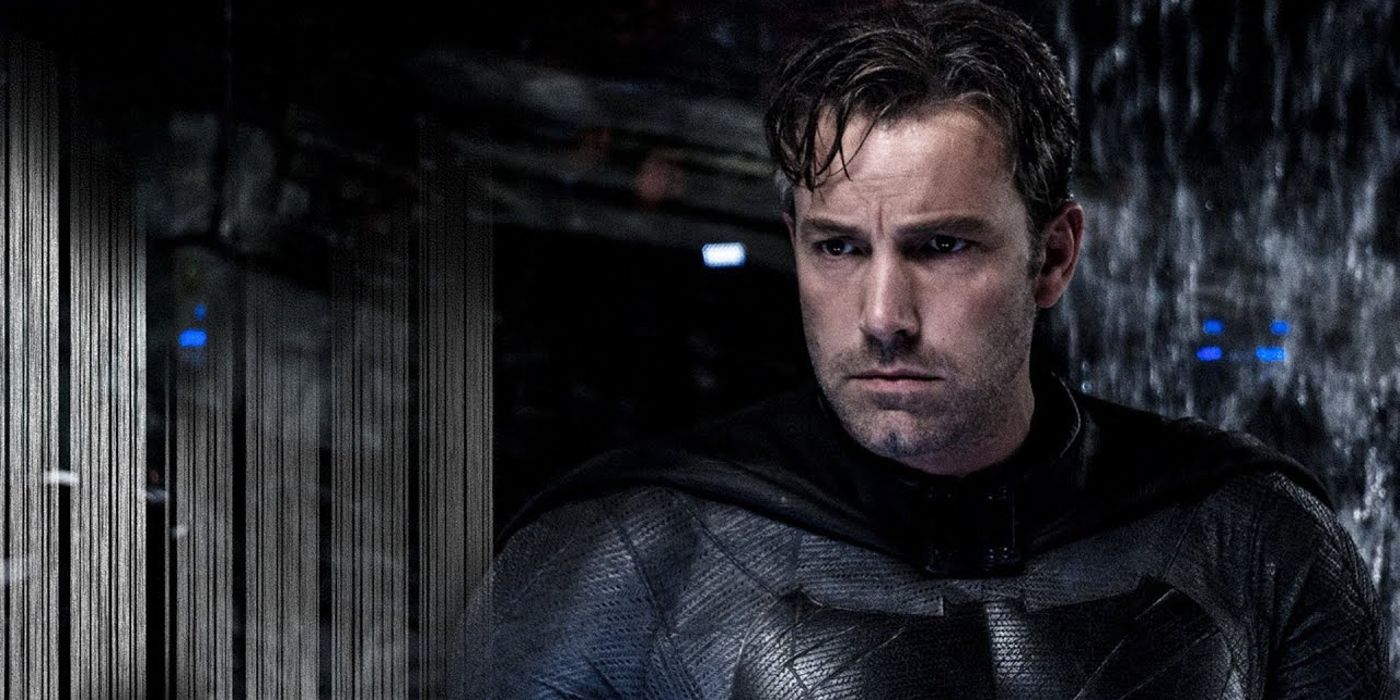 Bruce Wayne, interpretado por Ben Affleck, se desmascara em Batman Vs Superman