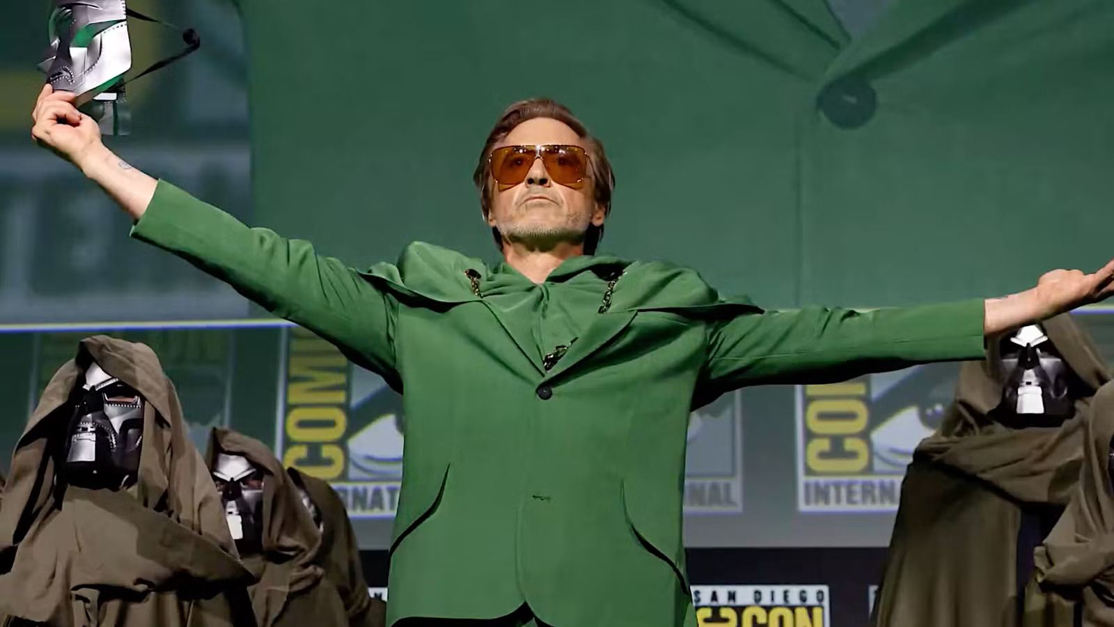 Robert Downey Jr. como Doutor Destino na San Diego Comic-Con