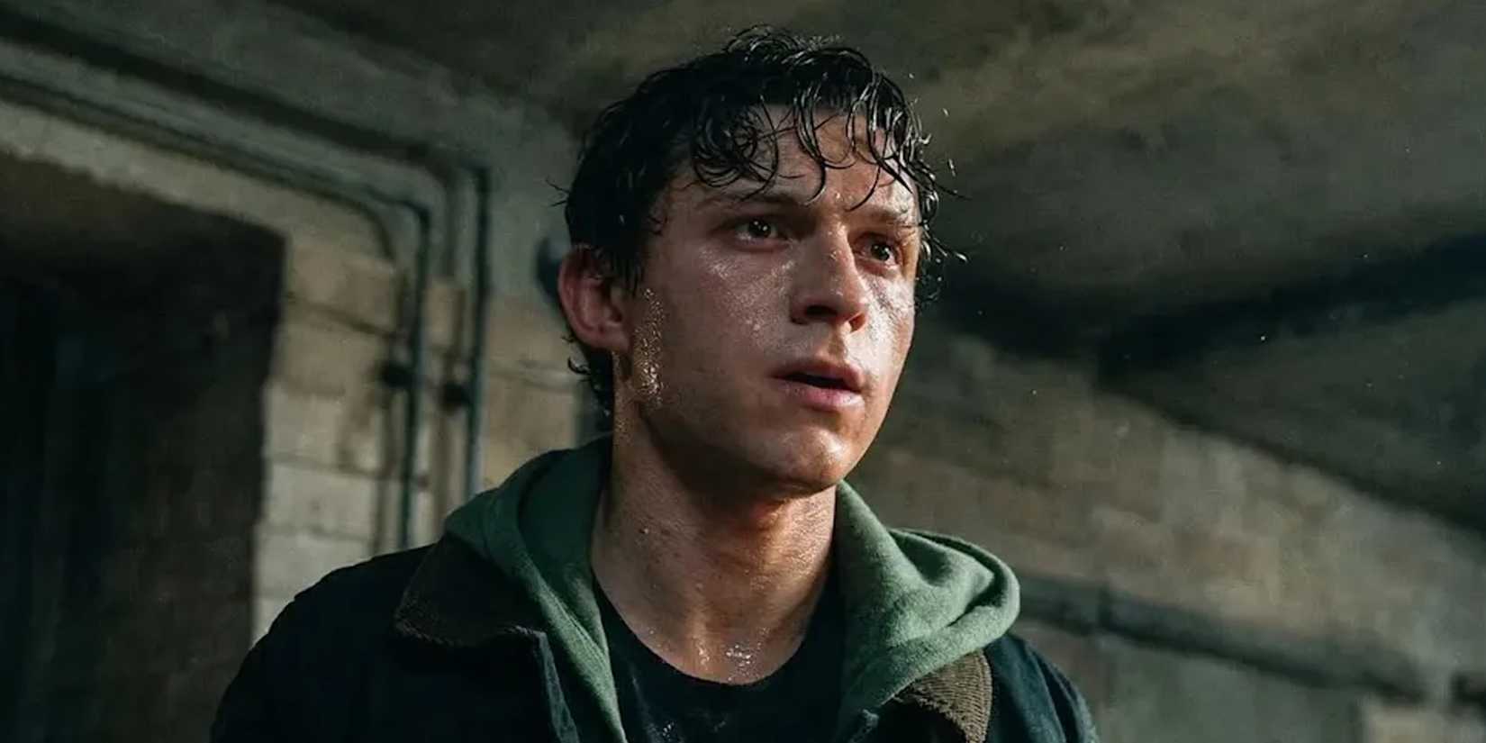 Tom Holland como Peter Parker encharcado em Homem-Aranha: Um Novo Dia