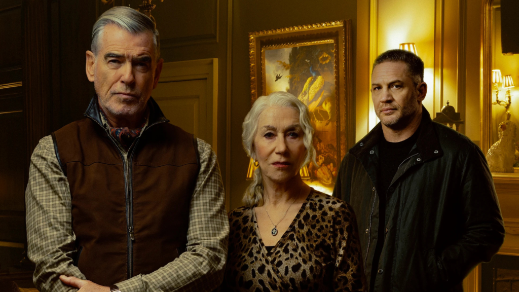 Pierce Brosnan, Helen Mirren e Tom Hardy em Terra da Máfia - Reprodução Paramount+