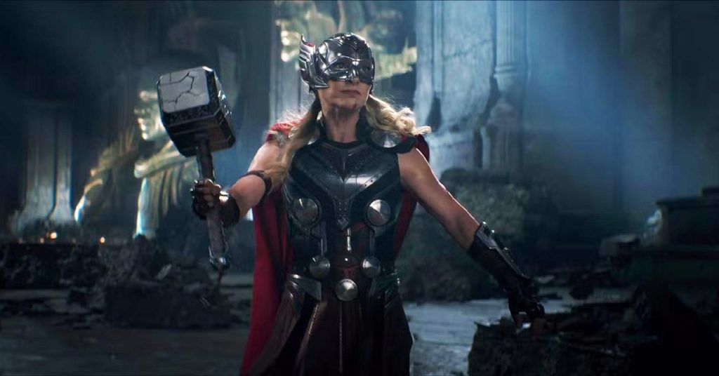 Natalie Portman como a Poderosa Thor
