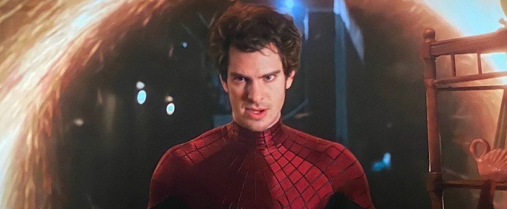 Diretor de fotografia revela que traje de Garfield inspirou visual de Um Novo Dia