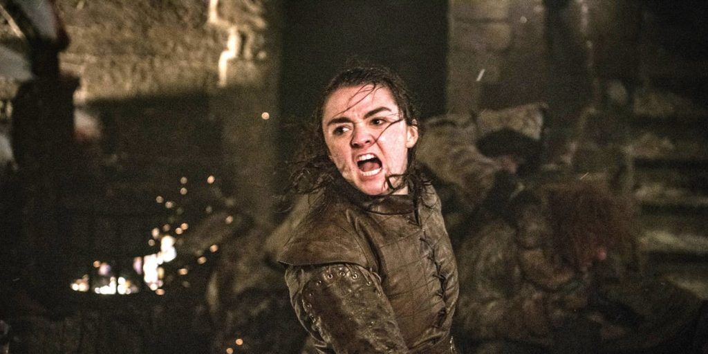 Maisie Williams reage com surpresa a rumor de retorno de Arya Stark em Game of Thrones
