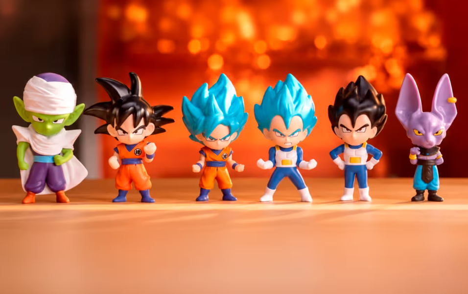 Bonecos colecionáveis de Dragon Ball Super no Burger King