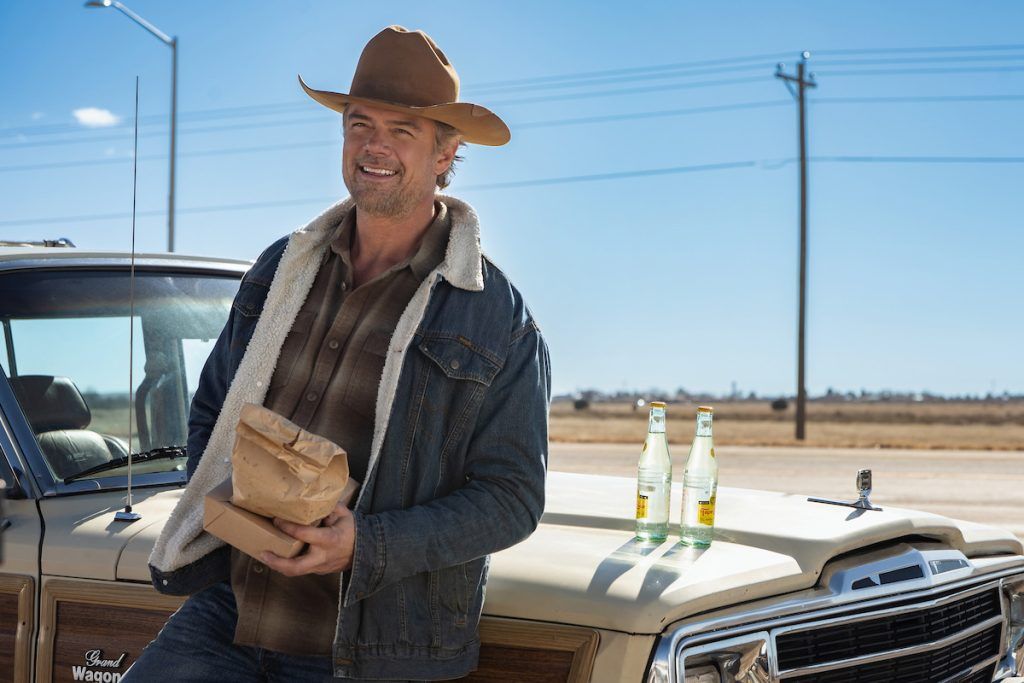 Josh Duhamel em cena de Ransom Canyon